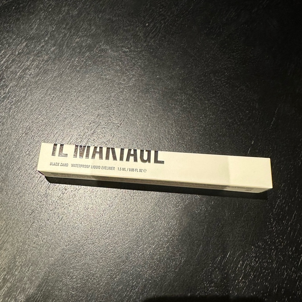 IL MAKIAGE Black Card Liquid Eyeliner